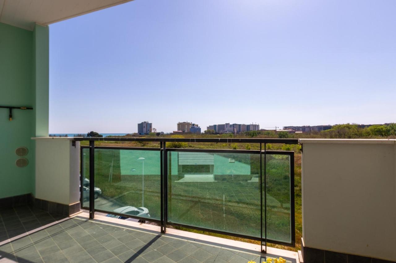 Ferienwohnung La Dimora Di Ludo Montesilvano Marina Exterior foto