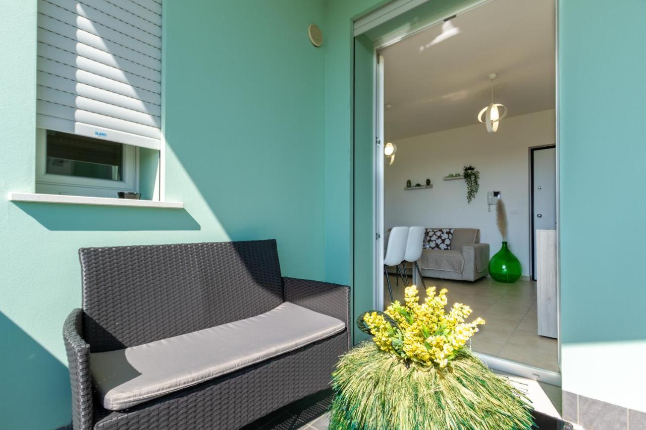 Ferienwohnung La Dimora Di Ludo Montesilvano Marina Exterior foto