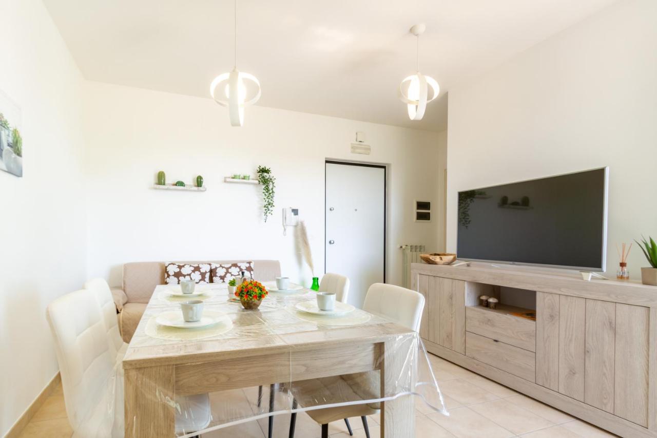 Ferienwohnung La Dimora Di Ludo Montesilvano Marina Exterior foto